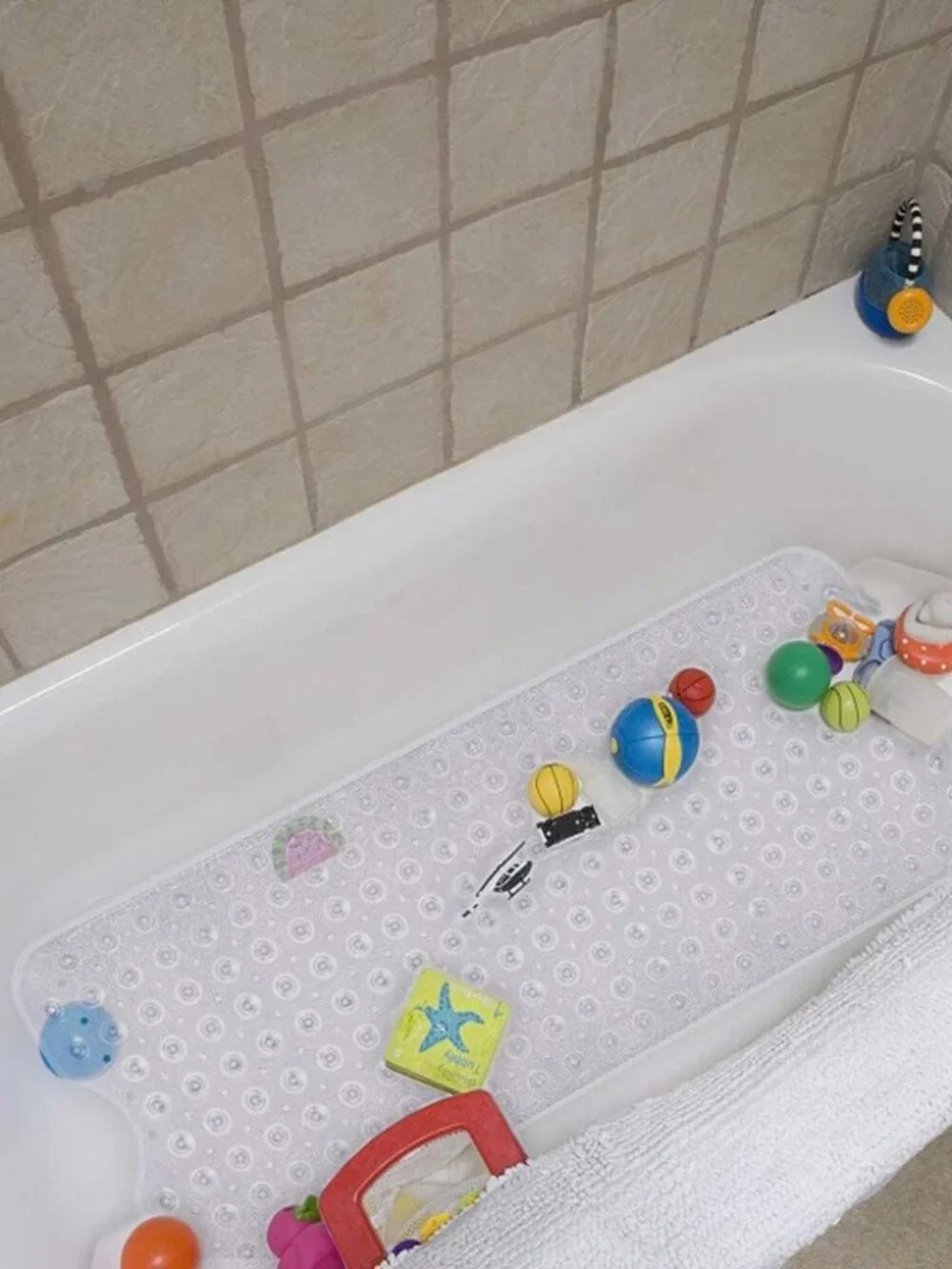 Clear Anti-Slip Bathroom Safety Mat 40x16 with 200 Suction Cups for Reliability
